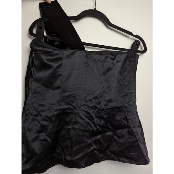 Ann Taylor Silk one-shoulder top size 6 - Picture 3 of 5